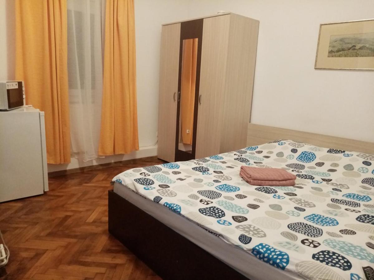 Republicii Apartment Historic Center Brasov Bagian luar foto