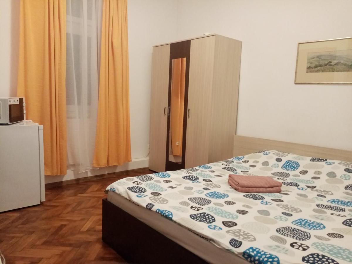 Republicii Apartment Historic Center Brasov Bagian luar foto