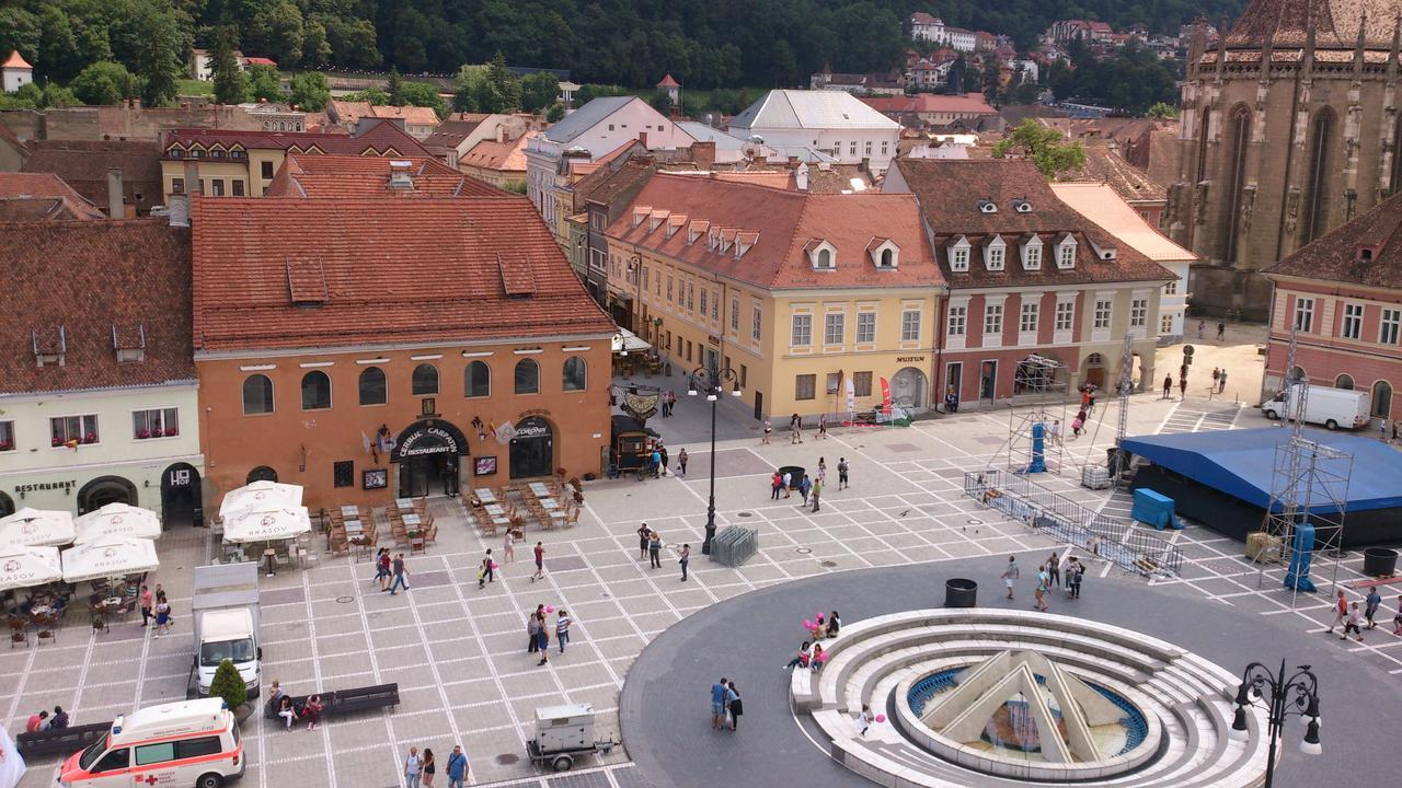 Republicii Apartment Historic Center Brasov Bagian luar foto