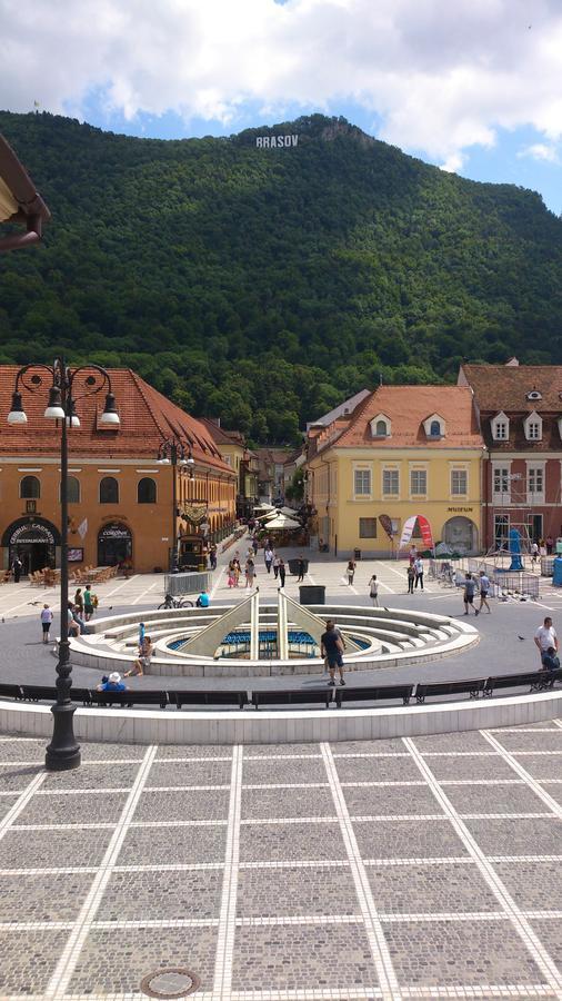 Republicii Apartment Historic Center Brasov Bagian luar foto